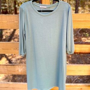 Women’s Dress *Boutique Left Over*